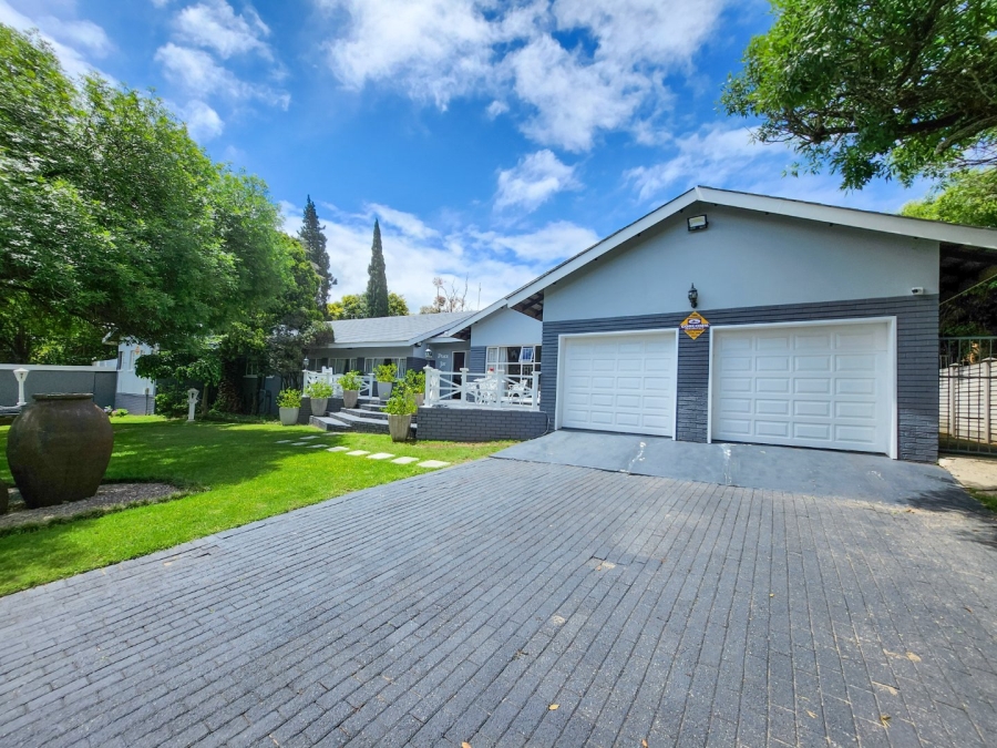 4 Bedroom Property for Sale in Wilgenhof Free State